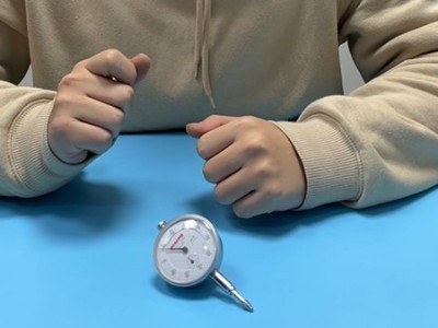 主轴精度测量可用<i style='color:red'>日本孔雀百分表107</i>