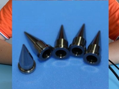 钨钢喷嘴钻直径0.03mm孔，可用哪款走心机高频铣？