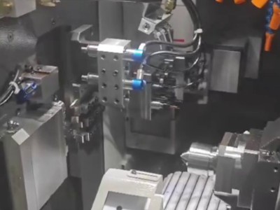 津上走心机高频铣“一拖三”钻孔方案如何为您省钱？