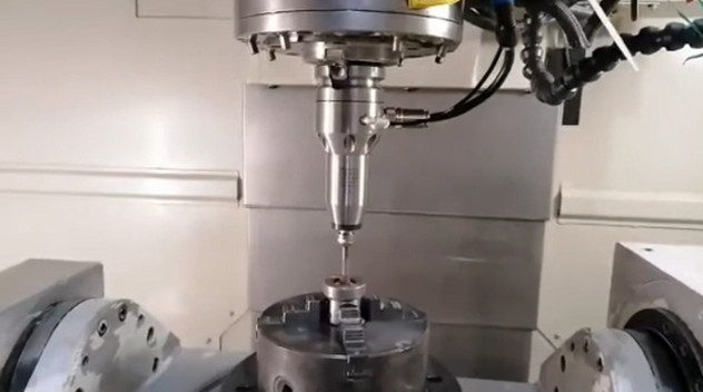 烧结氧化铝磨削表面，加工中心加装50000转增速器