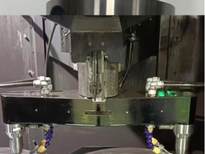 CNC机床精铣加工，加工中心增速器双主轴加工