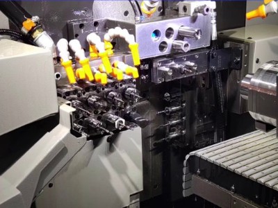 津上S206A刀座孔直径22mm，想装8万转高频铣怎么办？