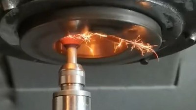 车床改装6万转高速主轴MZ-3065C增速 实现内孔超精研磨加工