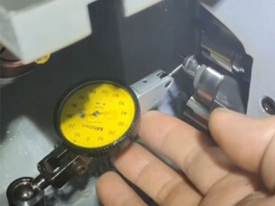 8万转高频铣加装走心机上打表测试精度