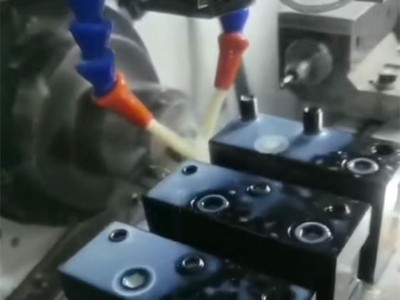 排刀机钻孔加装RBZ-3316高速主轴是解决小孔断刀、毛刺、孔壁粗糙的高效方案