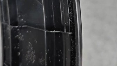 PP材质工件去除边缘毛刺，40000转RBZ浮动主轴柔性去除