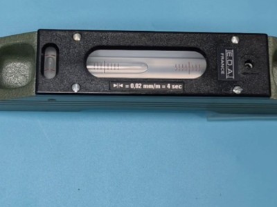 法国EDA气泡水平仪61R0.02分辨率0.02mm/m