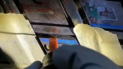 模具缝隙打磨，可使用超声波打磨机进行精密加工