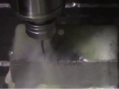 模具钢直径1.5mm铣刀，4万转高速电主轴快速铣削