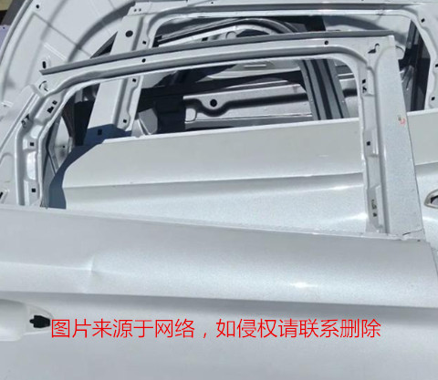 新能源汽车门框去毛刺