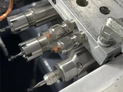 想知道西铁城A20背轴25mm刀座孔装的是哪款高频铣吗？