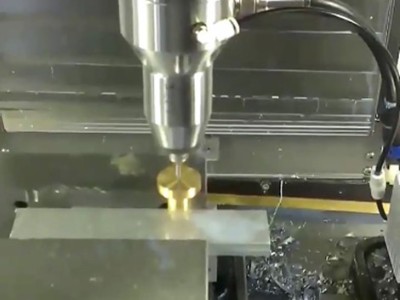 半导体钻0.1mm微孔，八万转增速器不易断刀