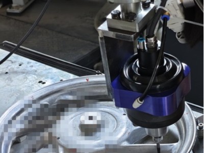 摩托车轮毂去毛刺，0.6N.M大扭矩RBZ浮动主轴去除