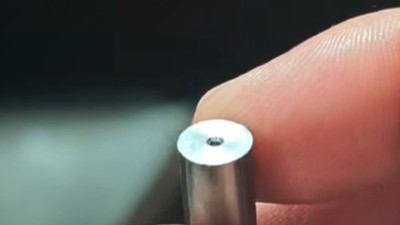 MZ-3040C高速电主轴：赋能316不锈钢1.8mm小孔非标精密钻孔加工