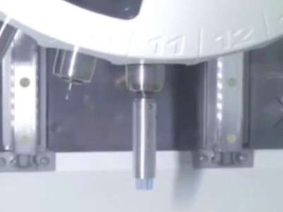 不锈钢表面毛刺，车铣复合加装<i style='color:red'>锐必克表面研磨刷</i>去除