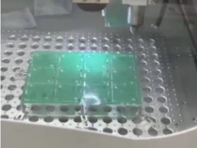 PCB板分板切割加工，装的就是这款分板机主轴