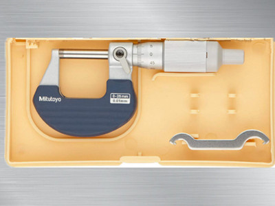 日本三丰外径千分尺 