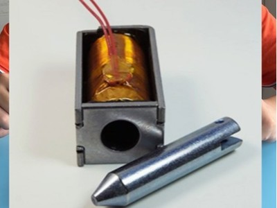 内含磁铁的小工件磁场强度用什么高斯计来测量？