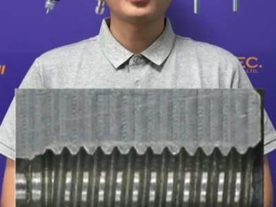 微小M2螺纹铣螺纹提高加工效率，<i style='color:red'>八万转高频铣</i>帮您解决