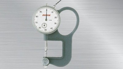 镜片厚度测量用什么工具好？日本孔雀镜片厚度计帮助您