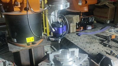 压铸件柔性去毛刺方案，机械臂+<i style='color:red'>rbz浮动主轴</i>，厂家直供