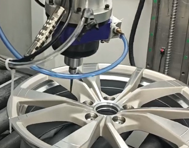 RBZ40浮动主轴轮毂去毛刺