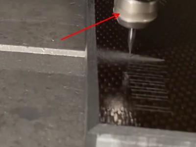 冲孔板钻0.5mm孔，6万转RBZ高速主轴不断刀孔圆