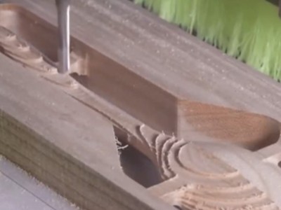 铣削木质产品表面光滑，要用这款高速主轴加工