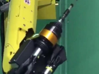 压铸铝需去除边缘毛刺且打磨表面，两把刀具可用这个加工方案