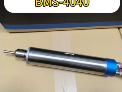 硬质材料加工利器，1200W<i style='color:red'>大功率主轴</i>